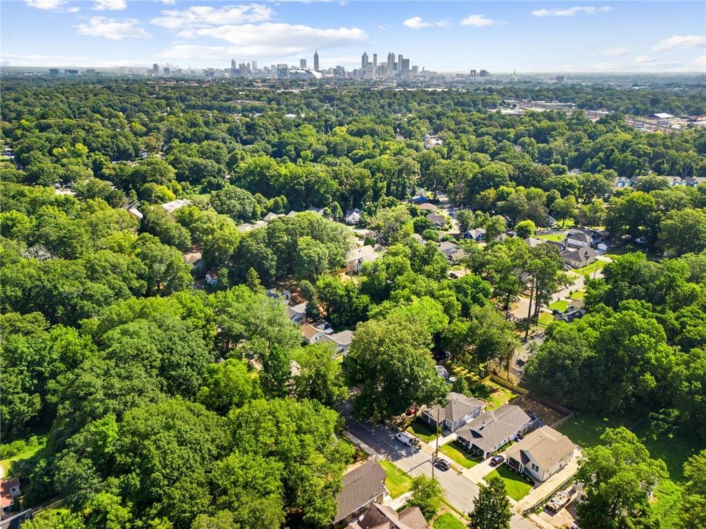 1152 Oakland Drive SW