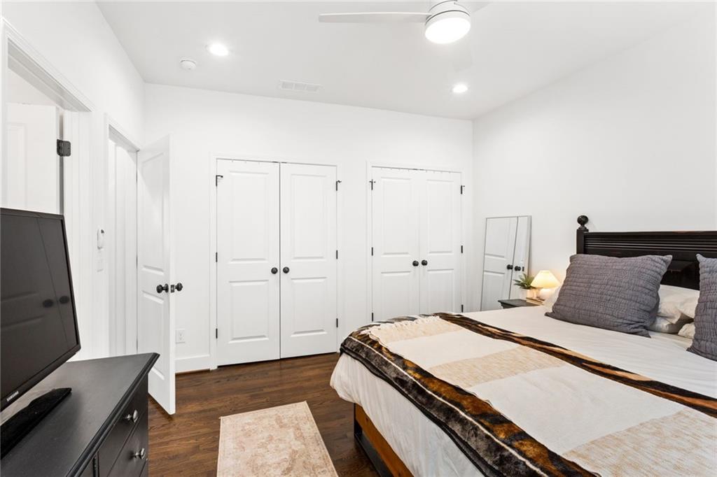 1152 Oakland Drive SW