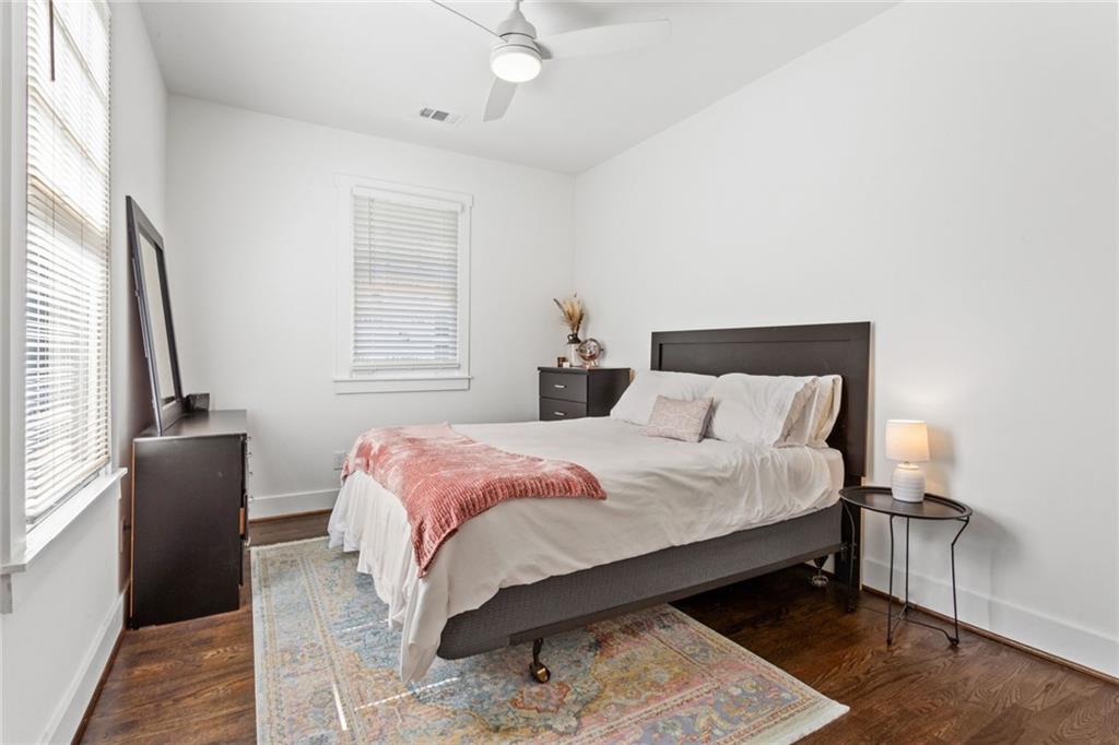 1152 Oakland Drive SW