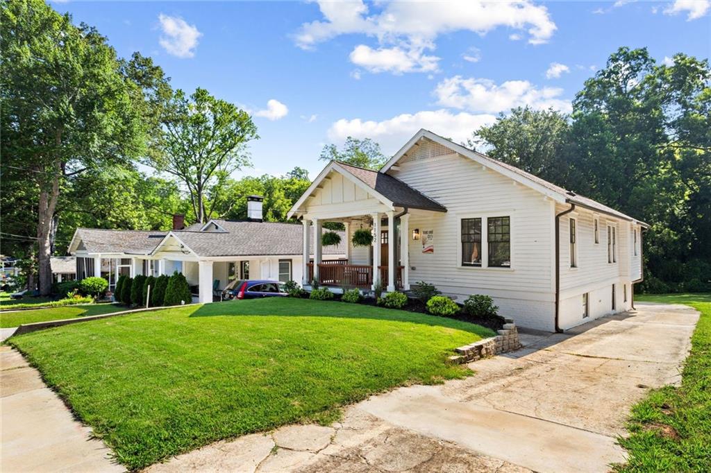 1152 Oakland Drive SW