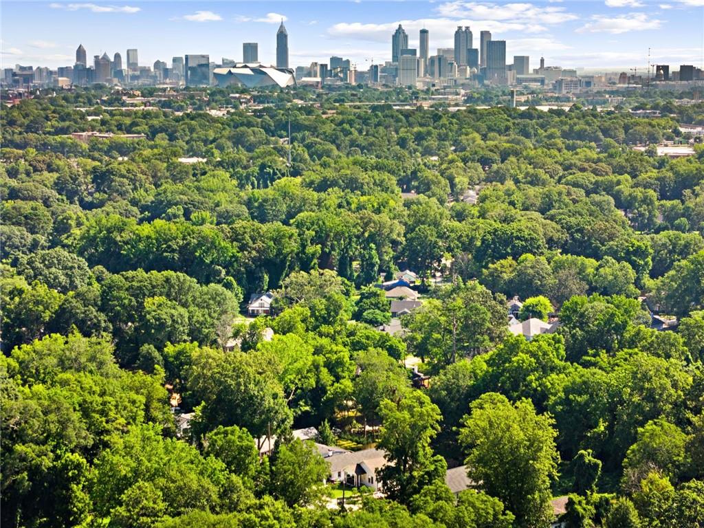 1152 Oakland Drive SW