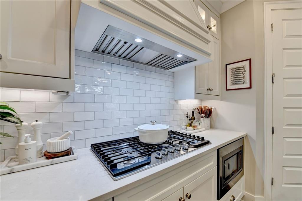 3430 Montebello Parkway