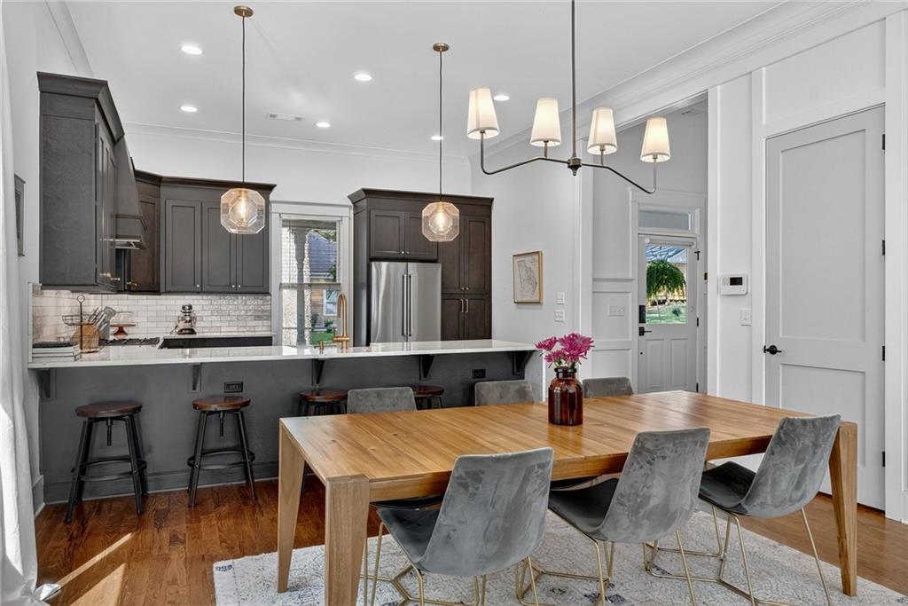 1054 White Oak Avenue SW