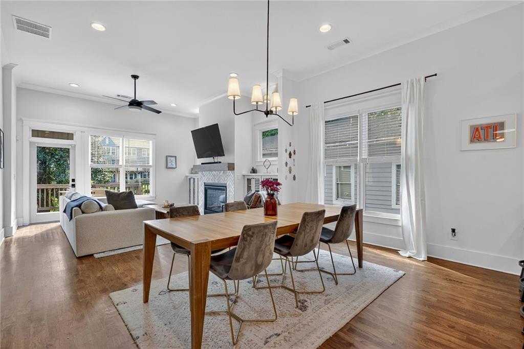 1054 White Oak Avenue SW