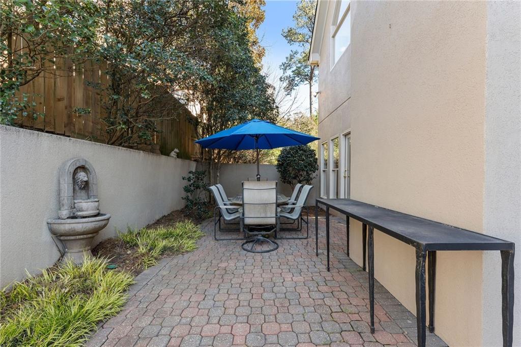 225 Embassy Court