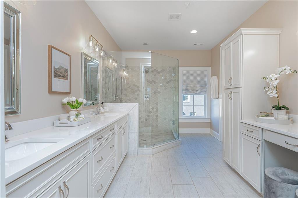 121 Lily Garden Place
