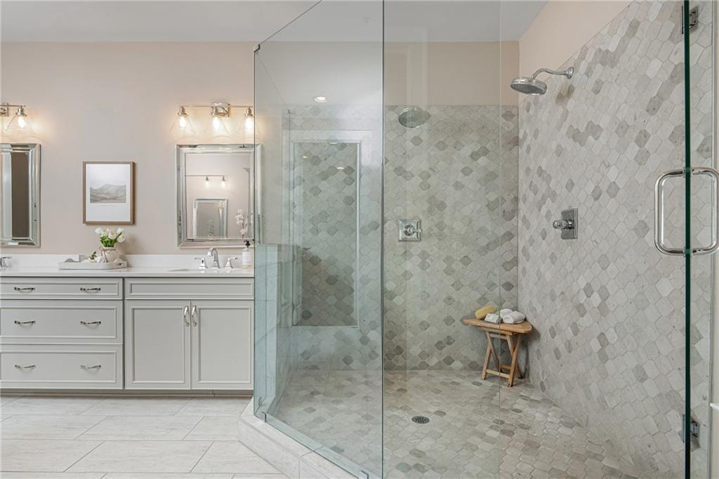 121 Lily Garden Place