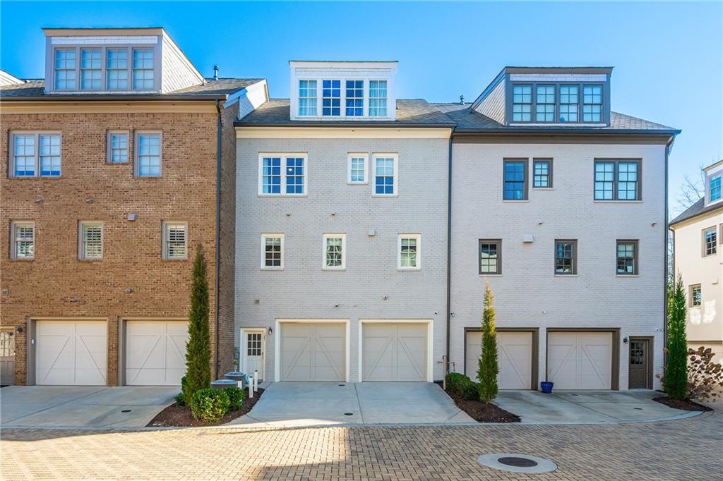 121 Lily Garden Place
