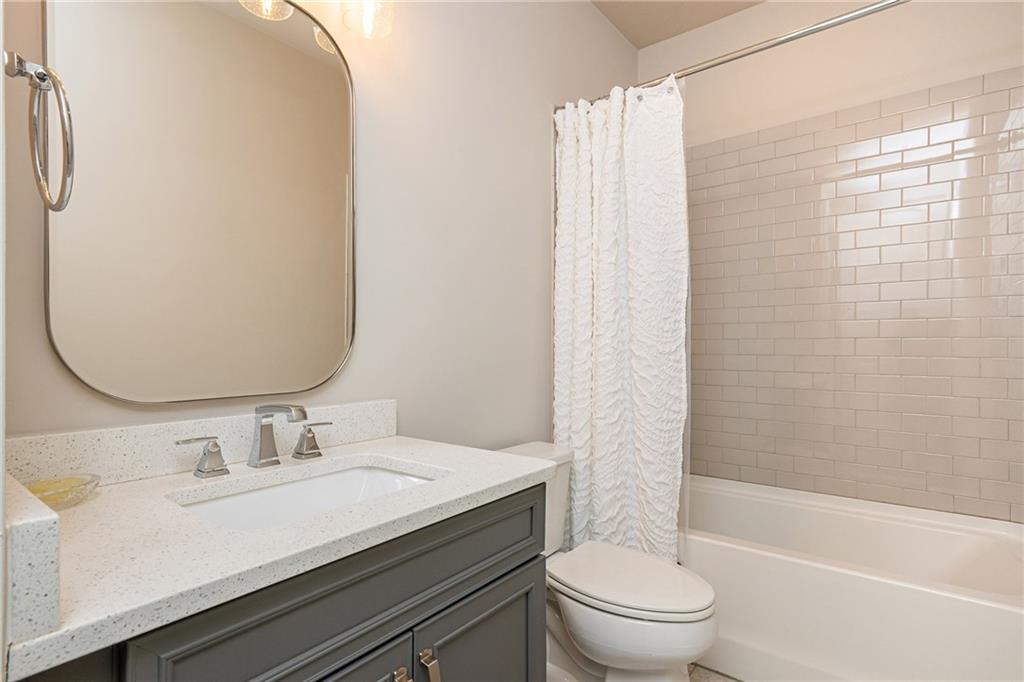 121 Lily Garden Place