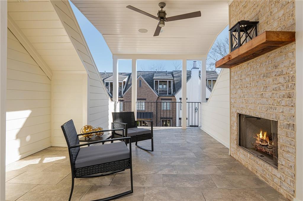 121 Lily Garden Place