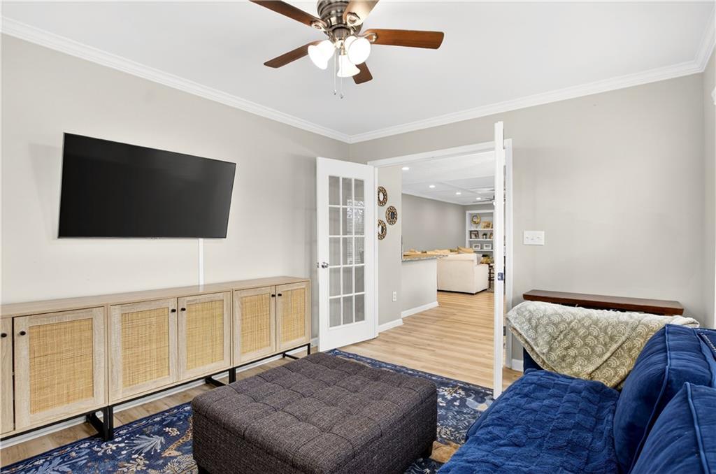 11065 Crabapple Lake Drive