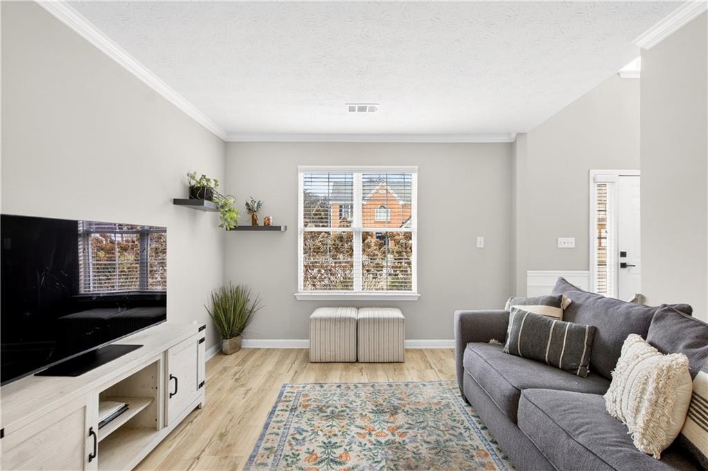 11065 Crabapple Lake Drive