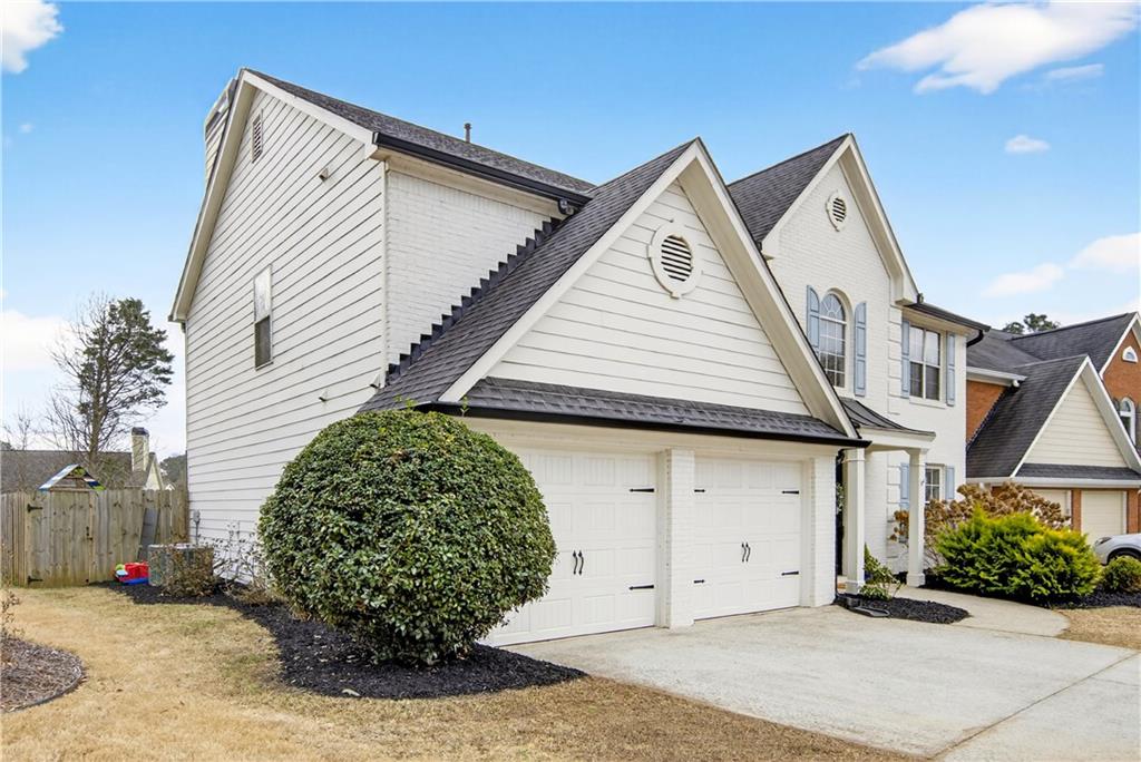 11065 Crabapple Lake Drive