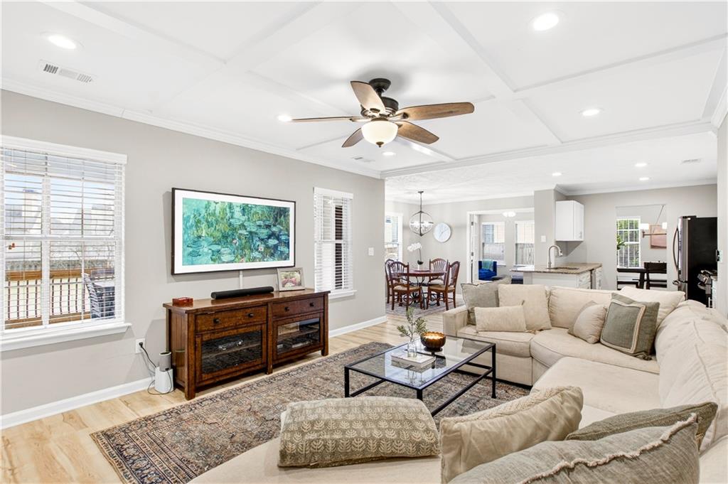 11065 Crabapple Lake Drive