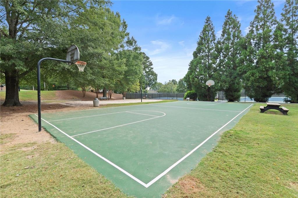 321 Ironhill Trace