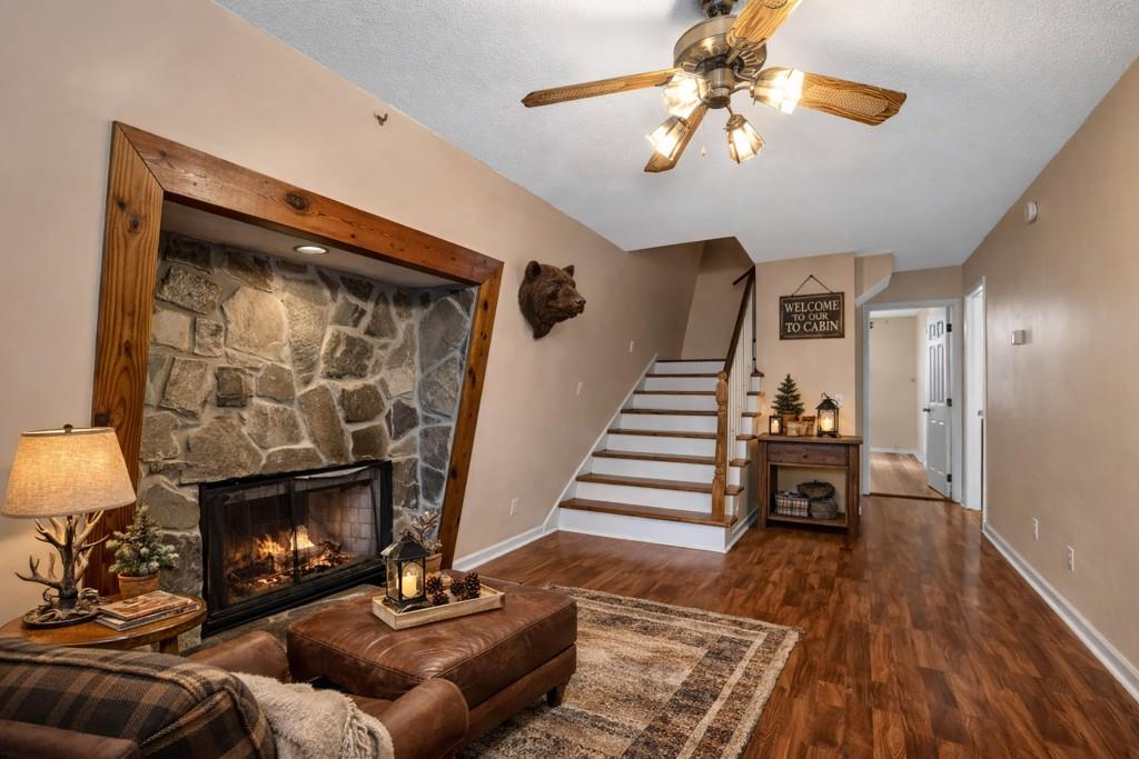 172 S Hickory Lane