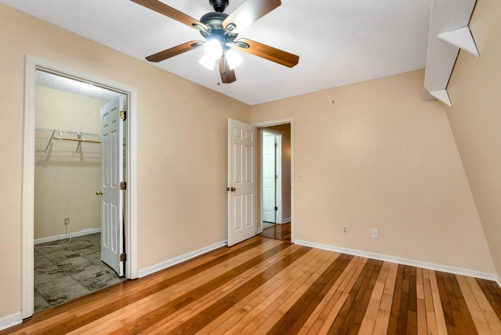 172 S Hickory Lane