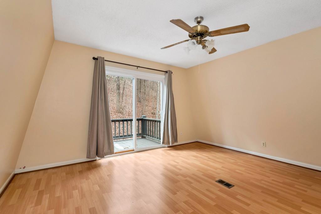 172 S Hickory Lane
