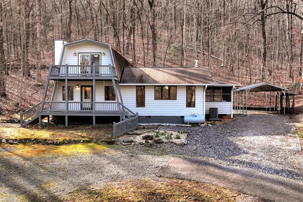 172 S Hickory Lane