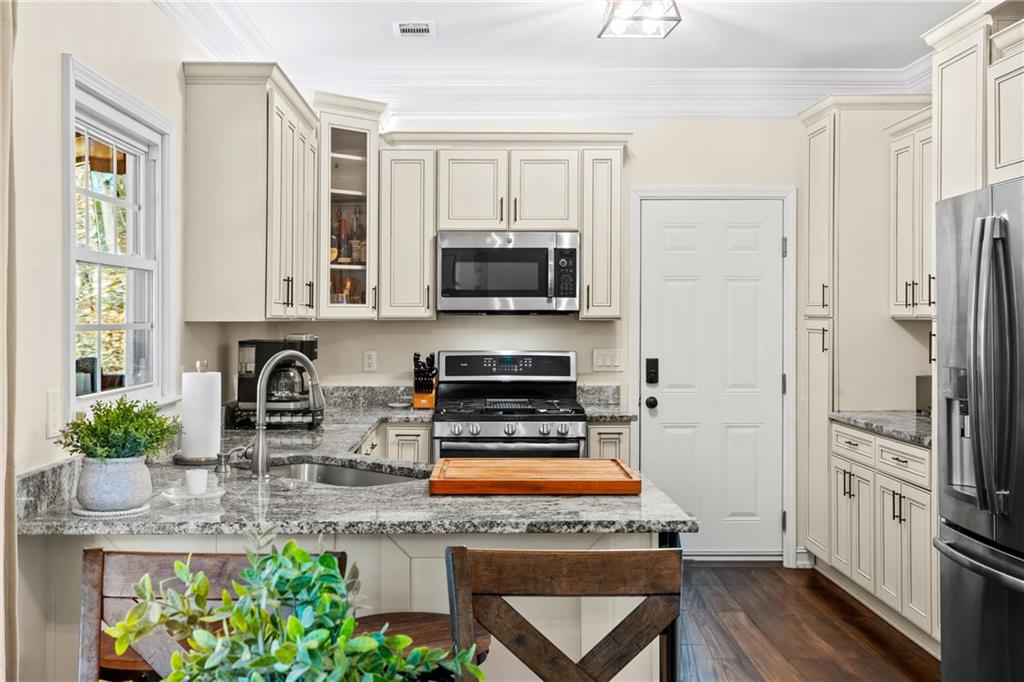 3095 Ivey Oaks Lane