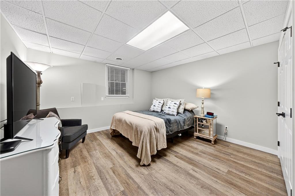 320 Barrow Downs