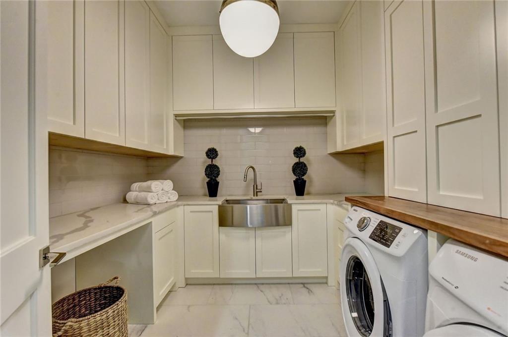 2305 Braselton Highway