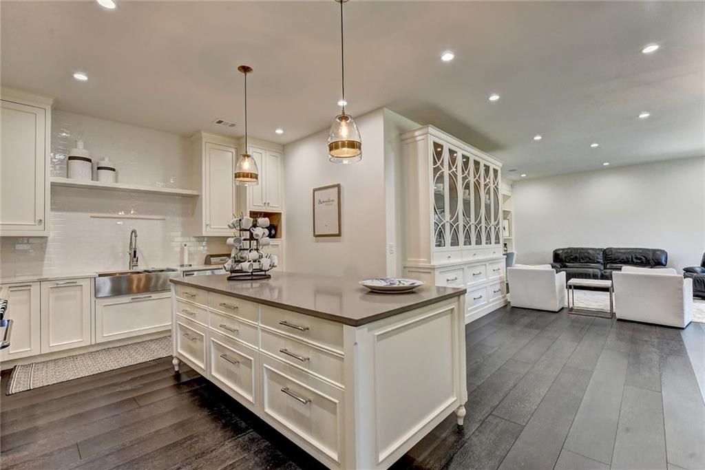 2305 Braselton Highway