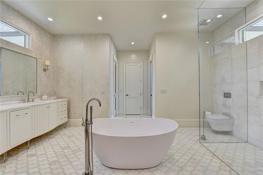 2305 Braselton Highway