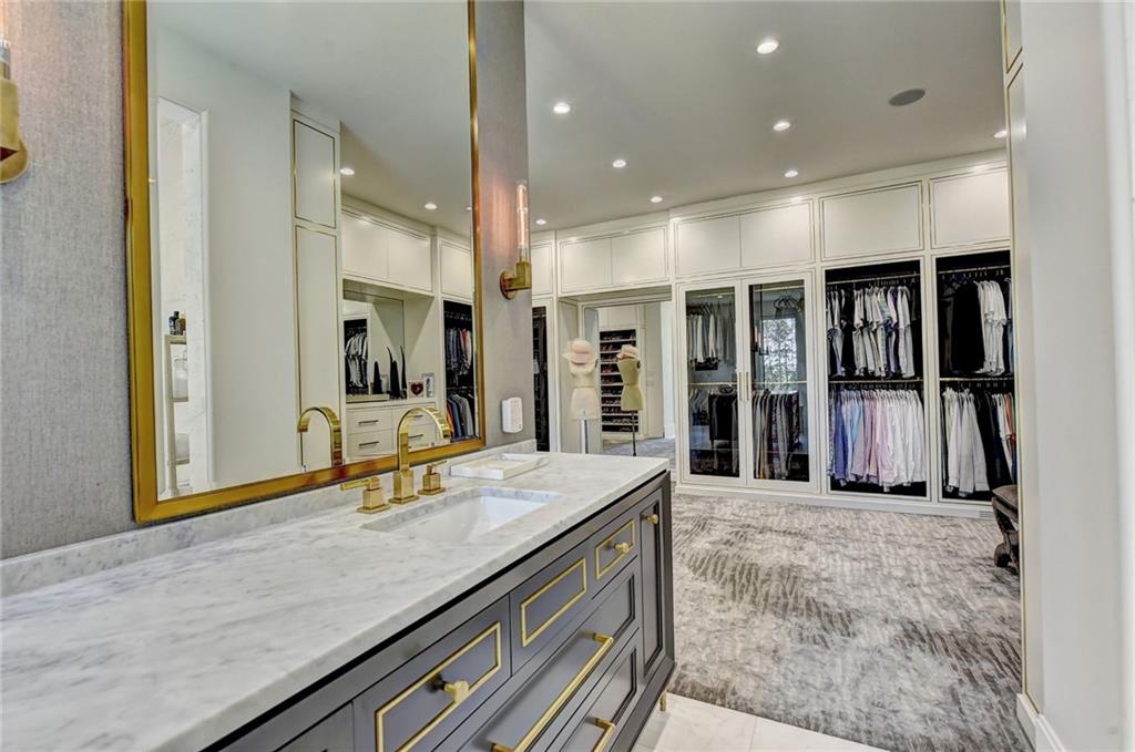 2305 Braselton Highway