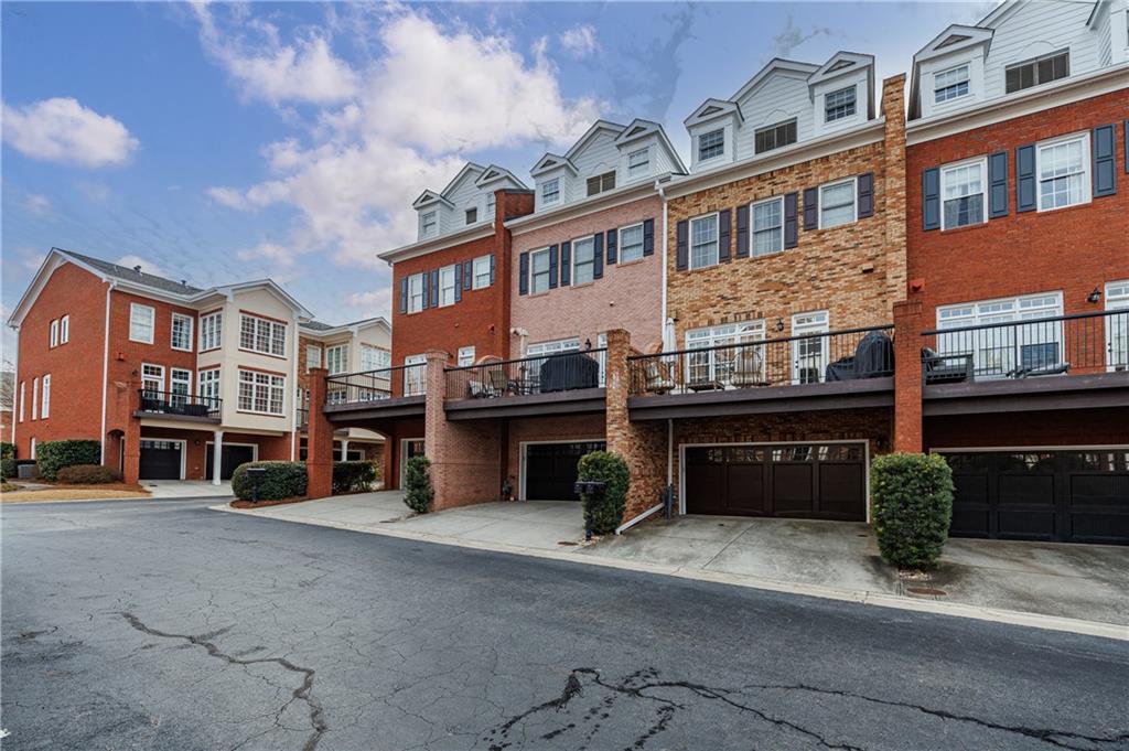 2590 Brookhaven Chase Lane NE