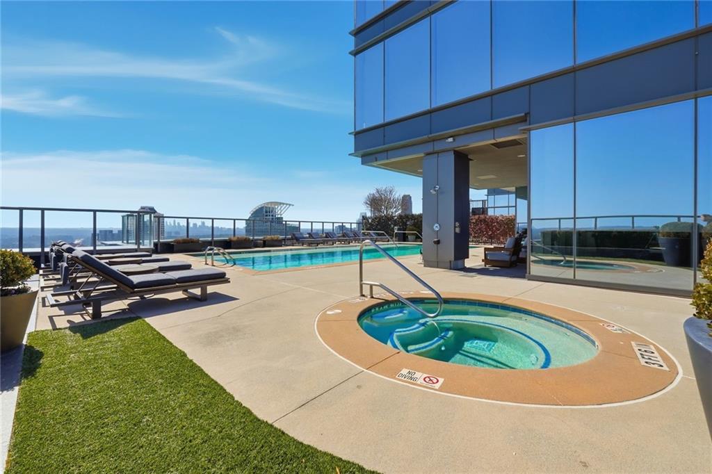 3630 Peachtree Road NE Unit 2002