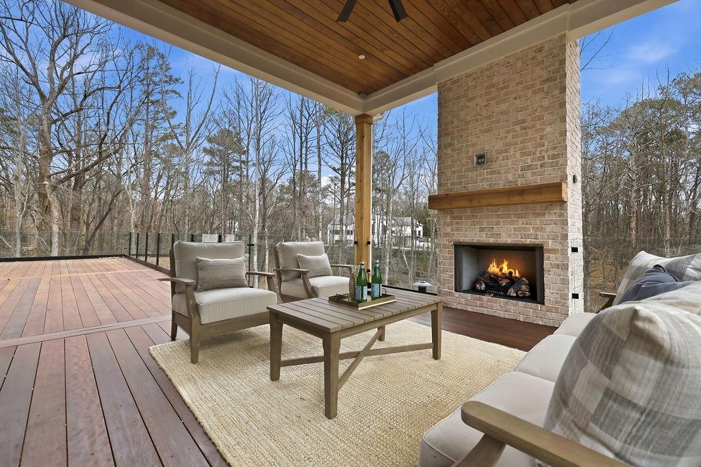 120 Wood River Court