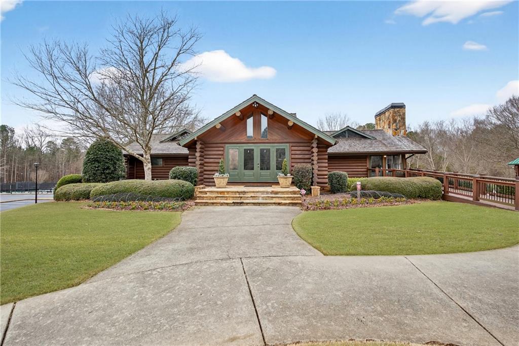 5878 Deer Crossing Drive