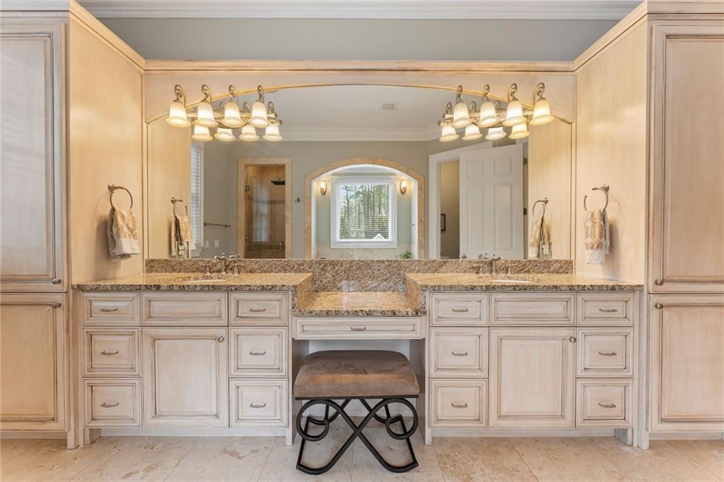 3188 Towerview Drive NE