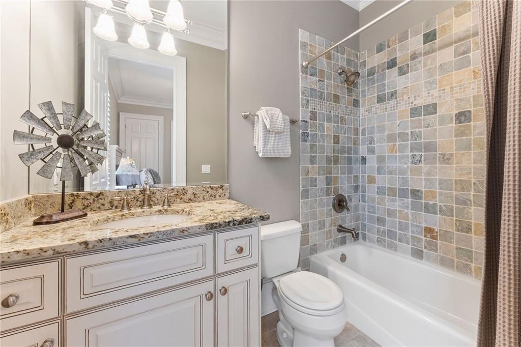 3188 Towerview Drive NE