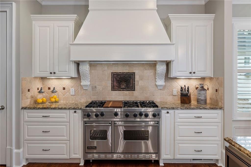 3188 Towerview Drive NE