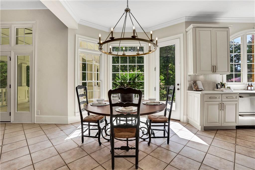 6450 Westchester Place