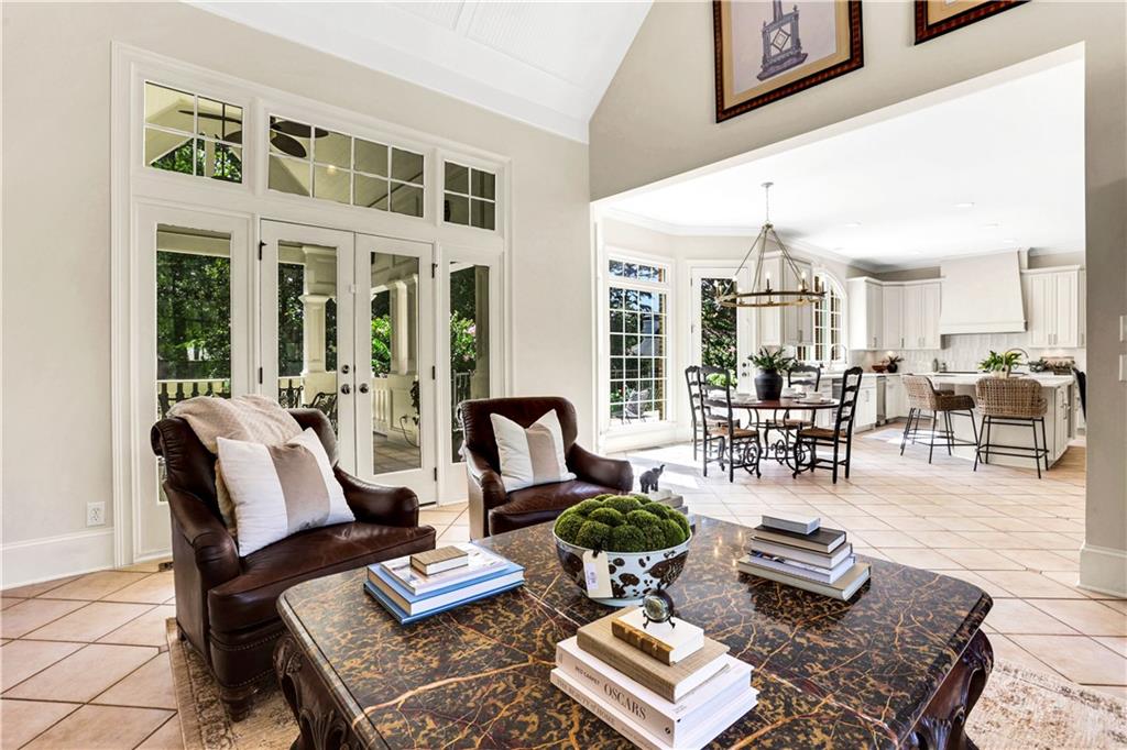 6450 Westchester Place