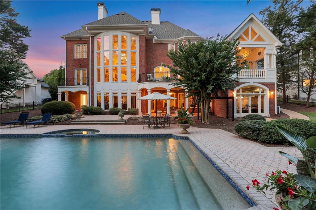 6450 Westchester Place