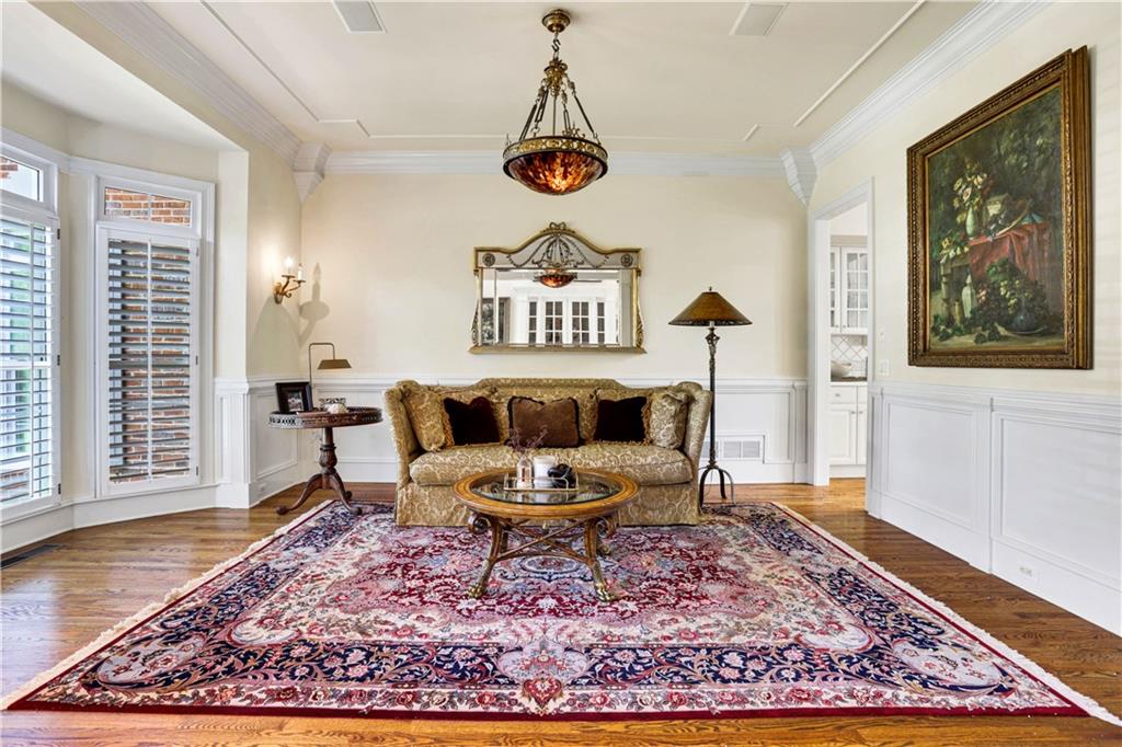 6450 Westchester Place