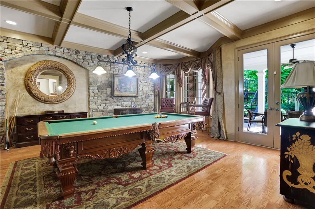 6450 Westchester Place