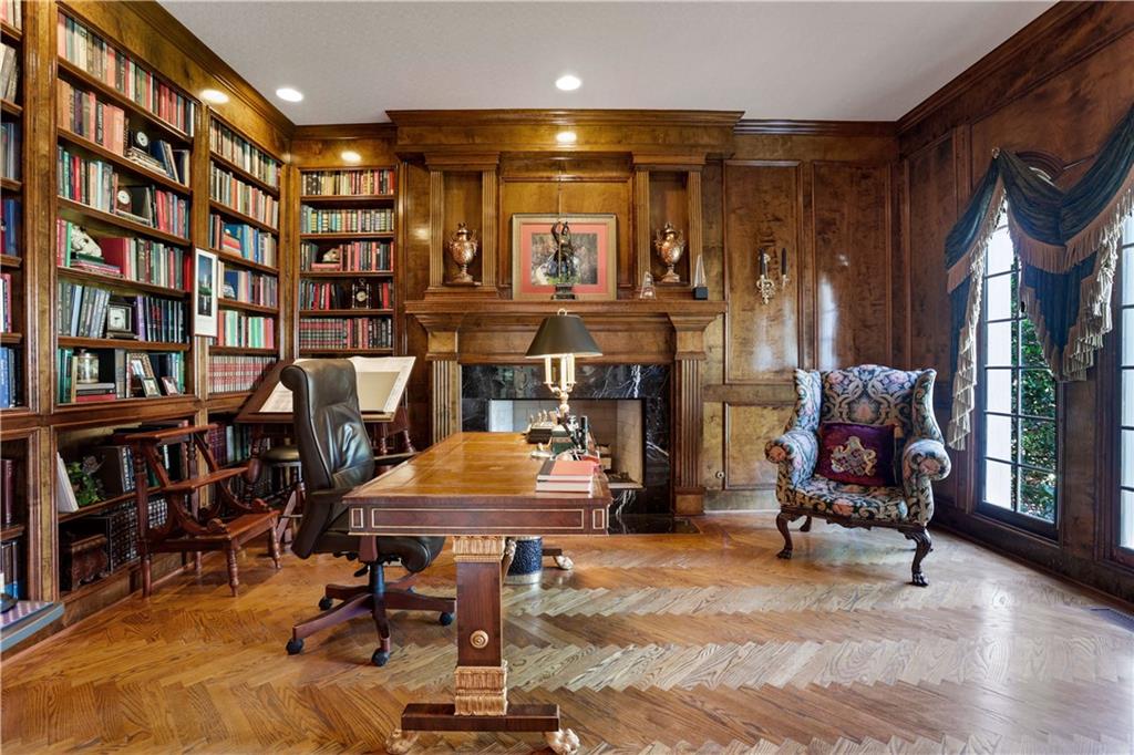 6450 Westchester Place