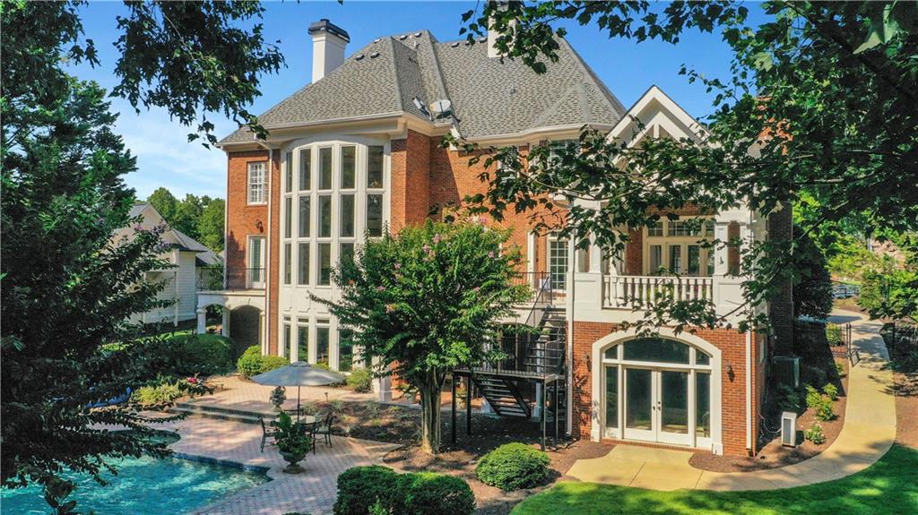 6450 Westchester Place