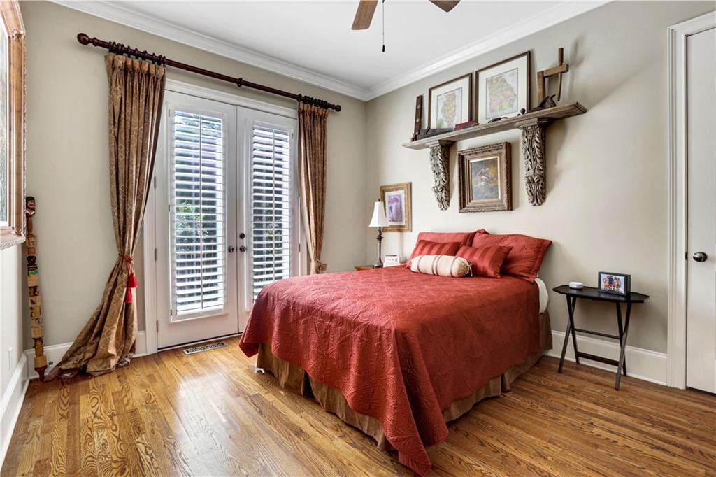 6450 Westchester Place