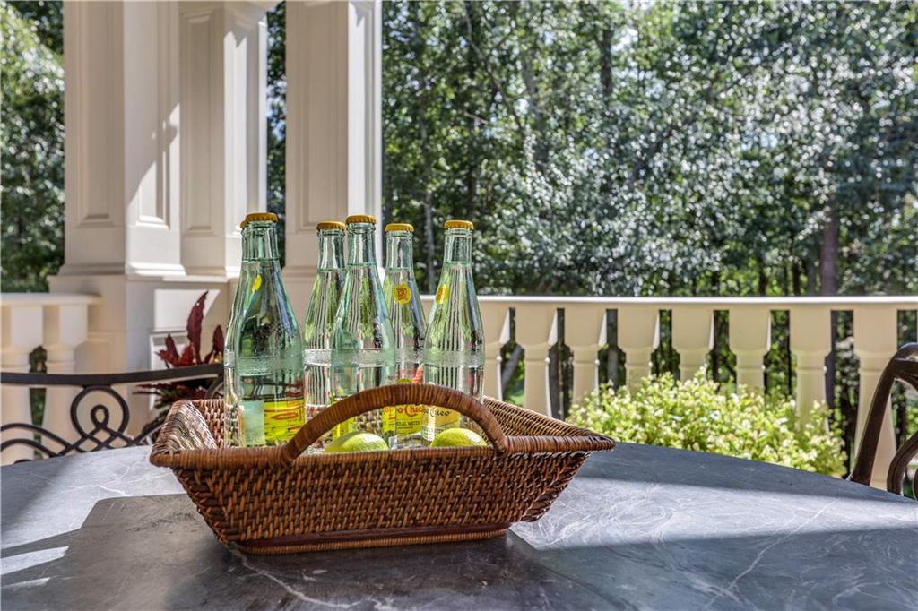 6450 Westchester Place