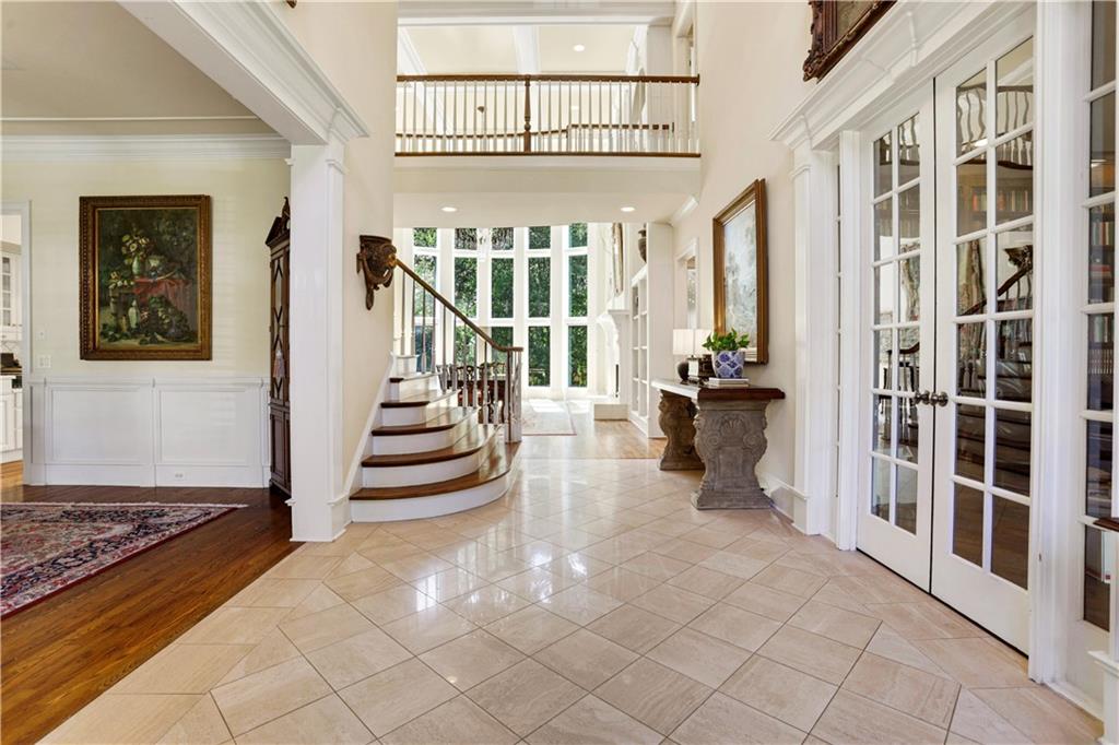 6450 Westchester Place