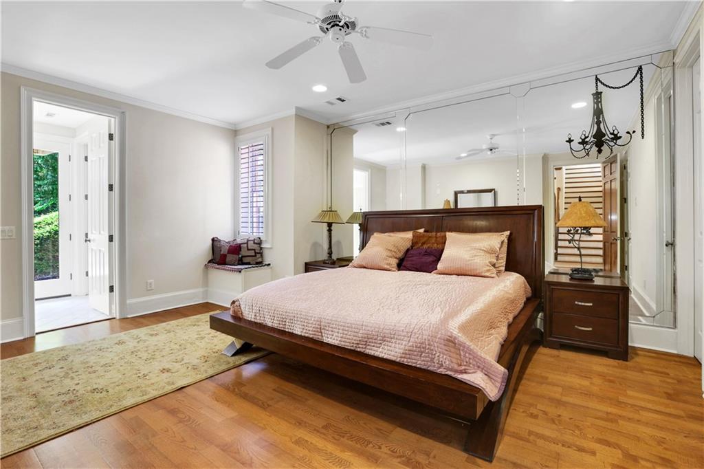 6450 Westchester Place