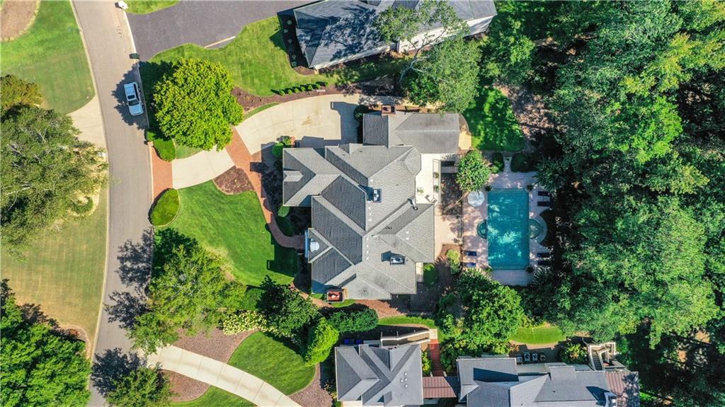 6450 Westchester Place