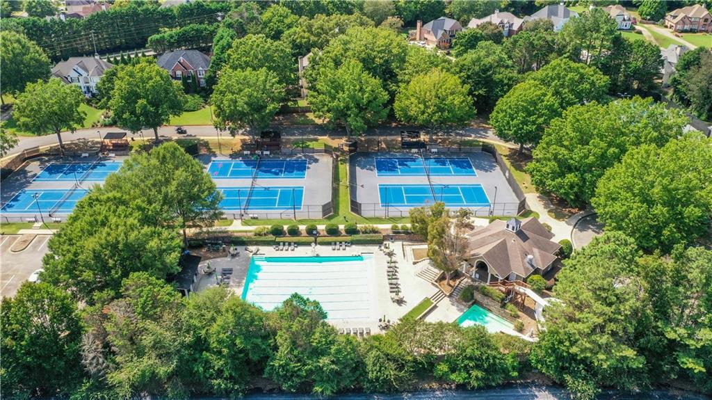 6450 Westchester Place