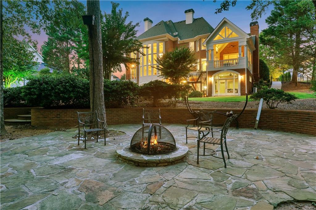 6450 Westchester Place